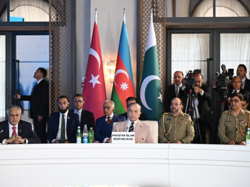 Laçında Azərbaycan Prezidentinin, Türkiyə Prezidentinin və Pakistanın Baş nazirinin Zirvə görüşü keçirilib