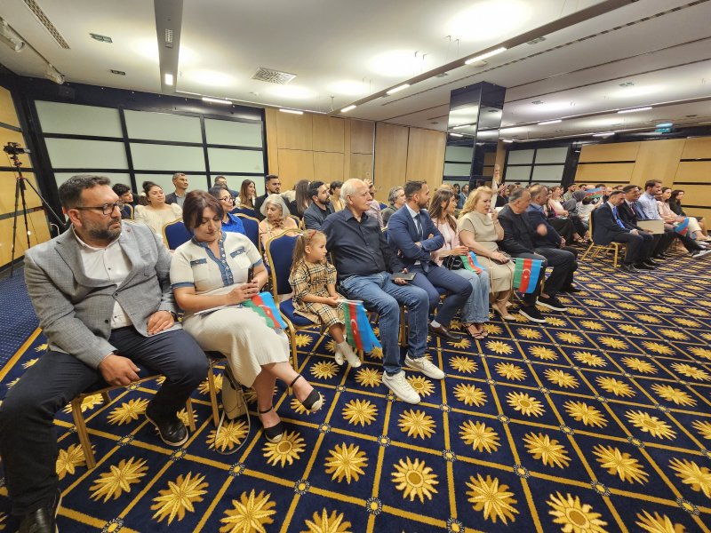 Lüksemburq azərbaycanlıları ilə görüş keçirilib
