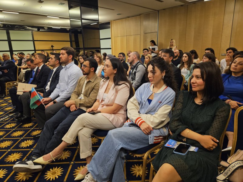 Lüksemburq azərbaycanlıları ilə görüş keçirilib
