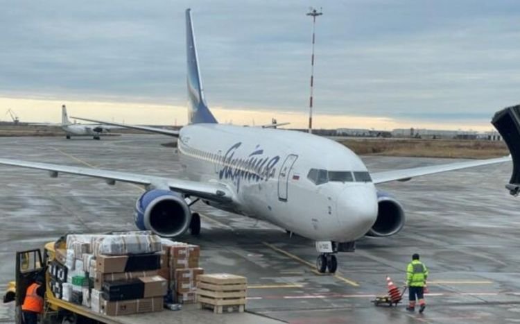 Rusiyada Sankt-Peterburq-Yakutsk reysi ilə uçan təyyarədə tüstülənmə olub