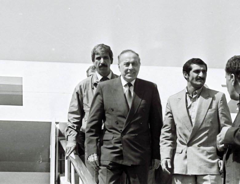 Heydər Əliyevin Azərbaycan dövlətinin və xalqının xilası missiyası