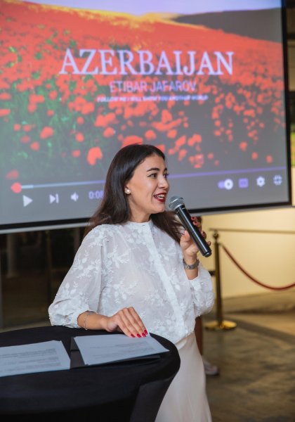 Barselonada “Azərbaycanın rəngləri: Multikulturalizm diyarı” adlı fotosərgi maraqla qarşılanıb