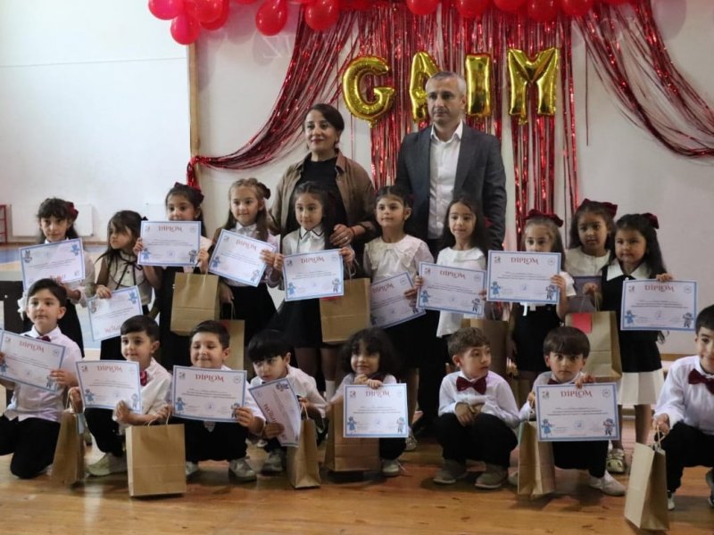 Marneulidəki soydaşlarımızın təhsili diqqət mərkəzindədir