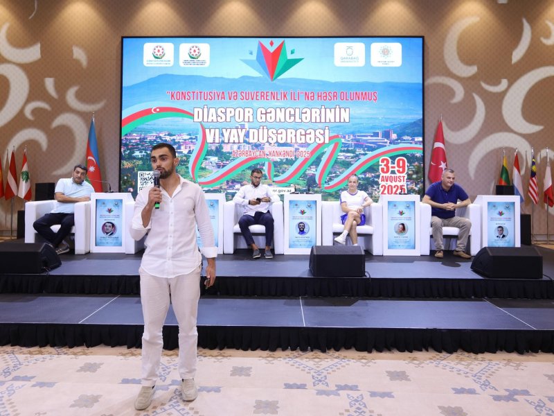 Ölkəmizin tanınmış idmançıları və idman jurnalistləri ilə diaspor gənclərinin unudulmaz görüşü
