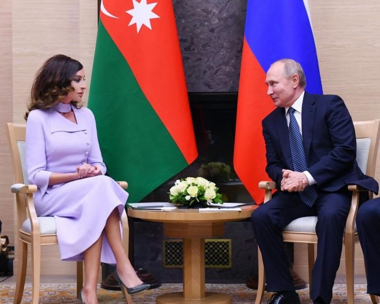 Rusiya Prezidenti Mehriban Əliyevanı doğum günü münasibətilə təbrik edib