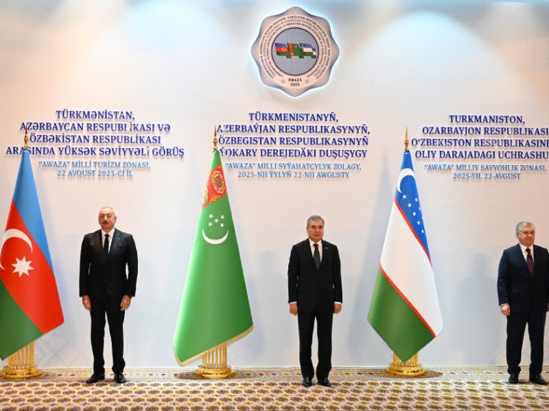 Tarixə düşən üçtərəfli əməkdaşlıq formatı