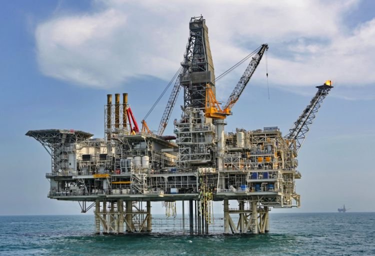 Azərbaycan neftinin qiyməti 71 dolları ötüb