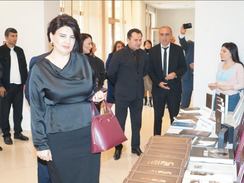 ZAQATALA UŞAQ İNCƏSƏNƏT MƏKTƏBİ MÖHTƏŞƏM KONSERT VERİB.
