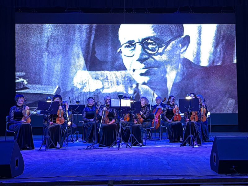 Azərbaycanın peşəkar milli musiqisinin banisi Krivoy Roqda anılıb