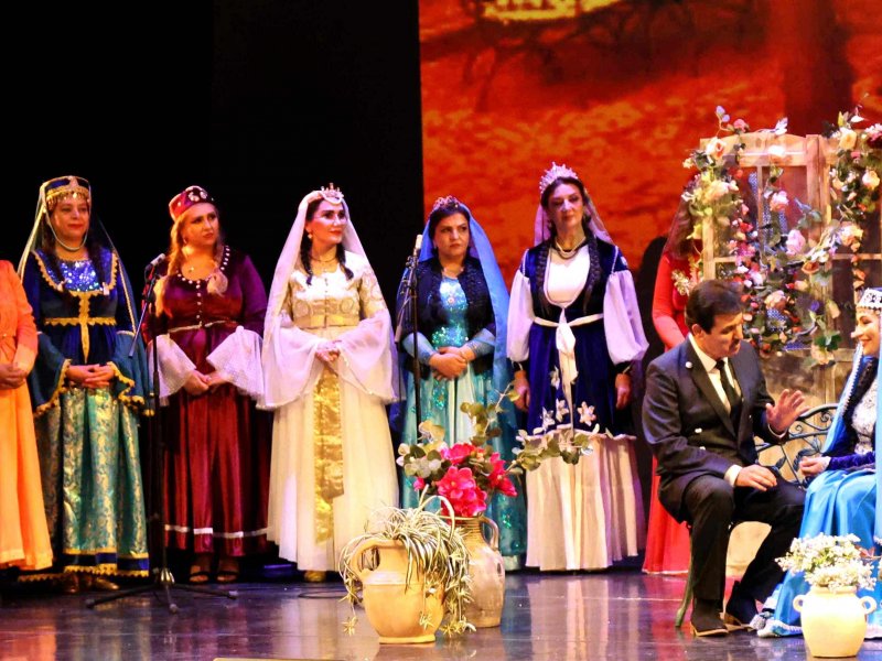 Kanadada “O olmasın, bu olsun” operettası səhnələşdirilib