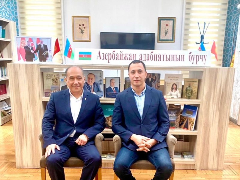 Diaspor rəhbəri Fəxri Fərmanla təltif edilib