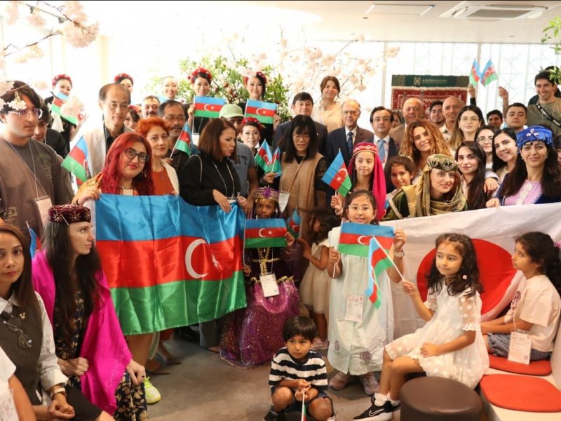 Fuad Muradov Yaponiyadakı Azərbaycan icması ilə görüşüb