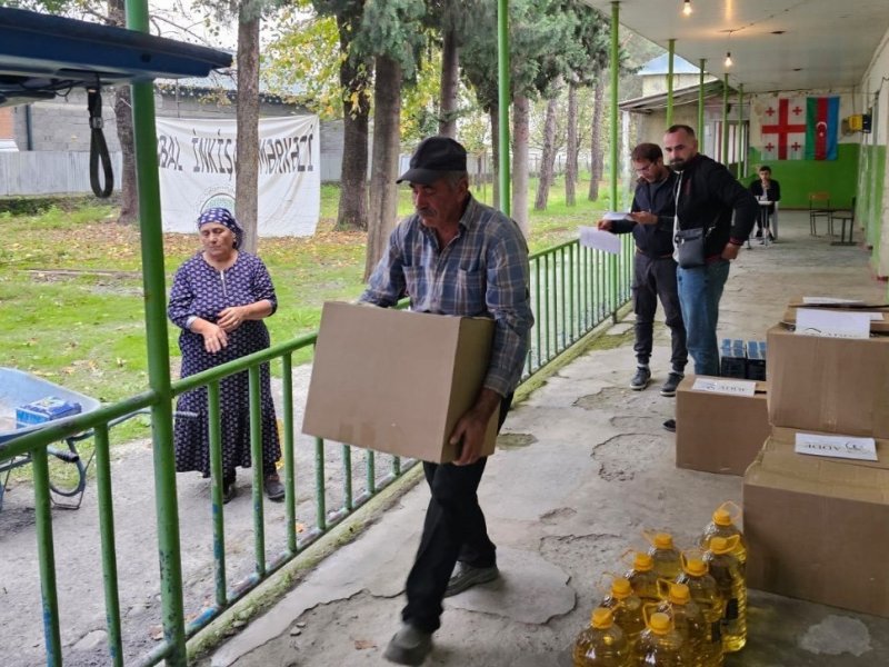 Laqodexidə təbii fəlakətdən zərər çəkənlərə humanitar yardım göndərilib