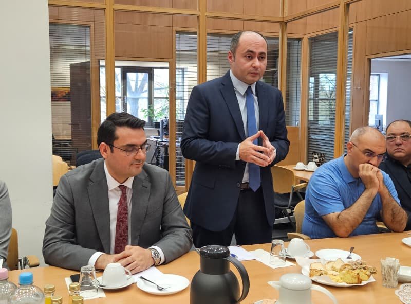 Almaniyadakı Azərbaycan icmasının üzvləri ilə bu ölkənin elm xadimləri arasında dəyirmi masa təşkil olunub