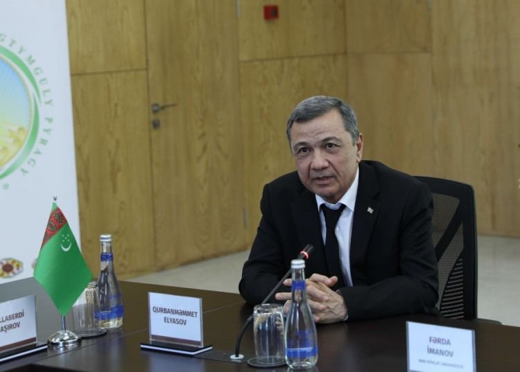 Türkmənistanın səfiri Baş nazir Əli Əsədova məktub ünvanlayıb