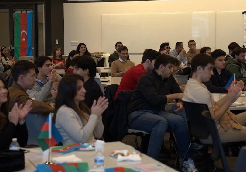 İllinoys Universitetində 8 Noyabr – Zəfər Günü qeyd olunub