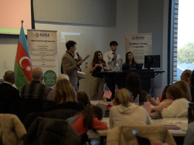 İllinoys Universitetində 8 Noyabr – Zəfər Günü qeyd olunub