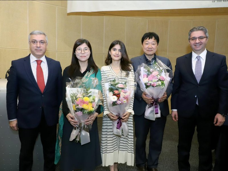 Seul Milli Universitetində Koreya dilində “Kitabi-Dədə Qorqud” dastanı təqdim edilib