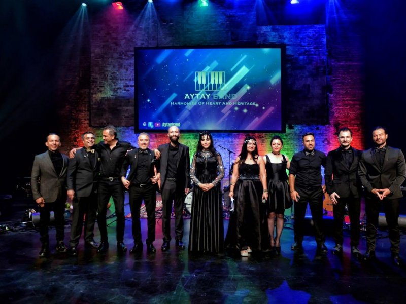 Avstraliyanın Brisben şəhərində AYTAY musiqi qrupunun konserti olub
