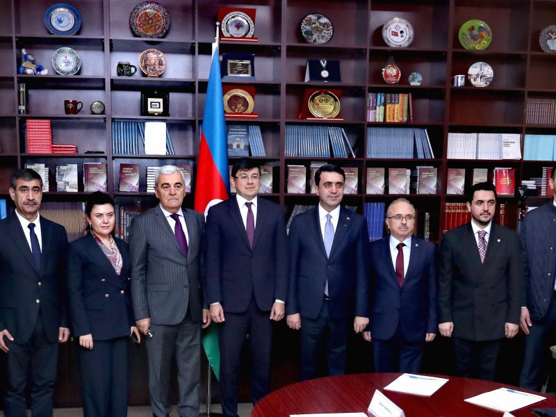 İki qardaş ölkənin diaspor qurumları müzakirələr aparıb