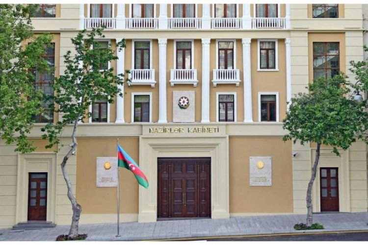 Nazirlər Kabineti yanacaqdoldurma və qaz təchizatı obyektləri ilə bağlı qərar verib