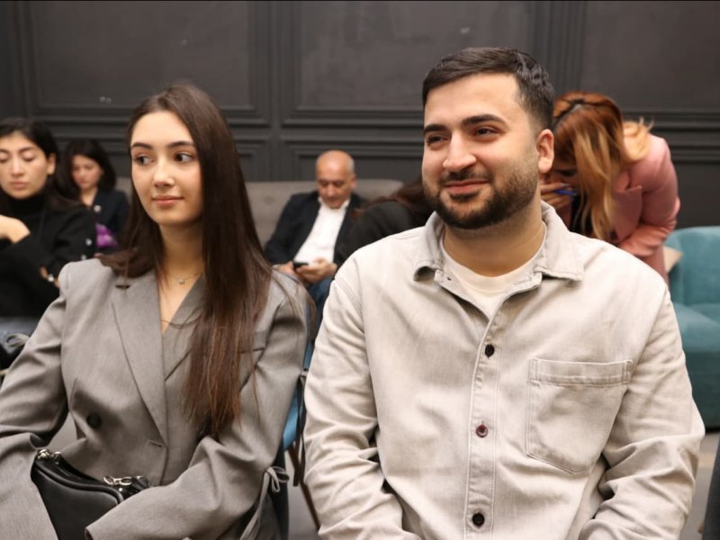 Budapeştdə diaspor gənclərinin toplantısı keçirilib