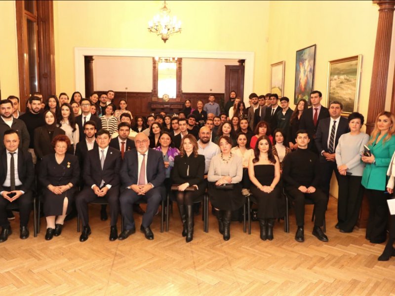 Azərbaycan diasporu yeni inkişaf mərhələsində