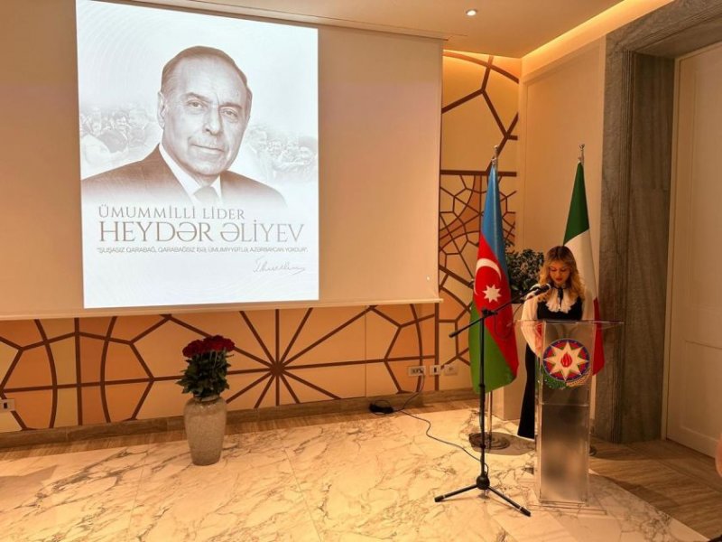 ASAP xarici ölkələrdə Ümummilli Liderin anım gününə həsr olunmuş silsilə tədbirlər keçirib