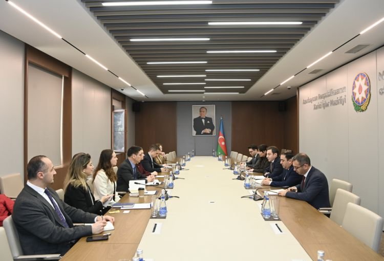 Azərbaycanla ABŞ arasında iqtisadi əməkdaşlığın perspektivləri müzakirə olunub