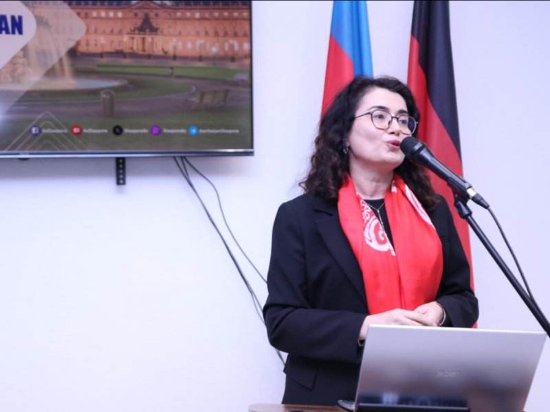 Xaricdə daha bir Azərbaycan Evi və həftəsonu məktəbi açılıb