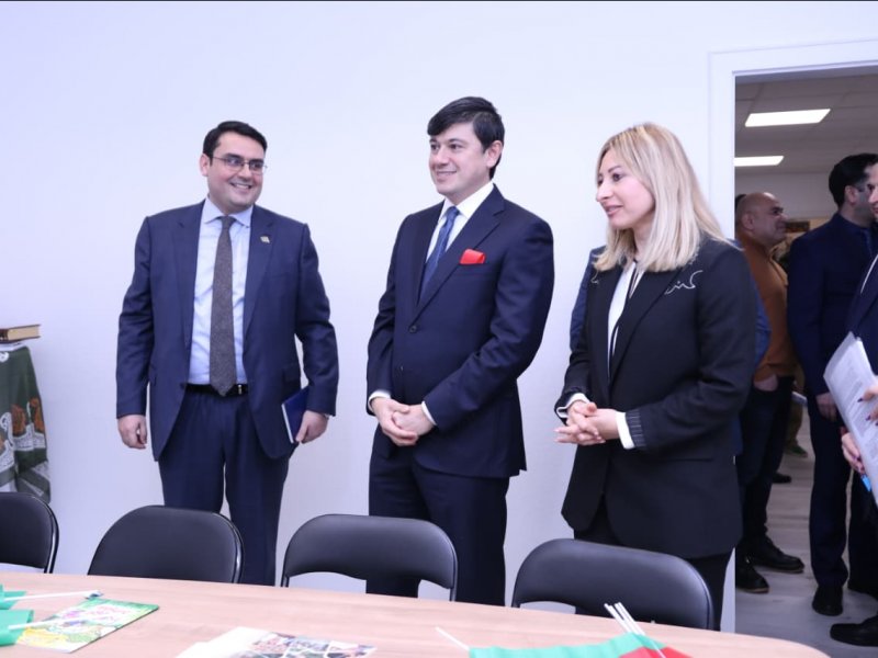 Xaricdə daha bir Azərbaycan Evi və həftəsonu məktəbi açılıb
