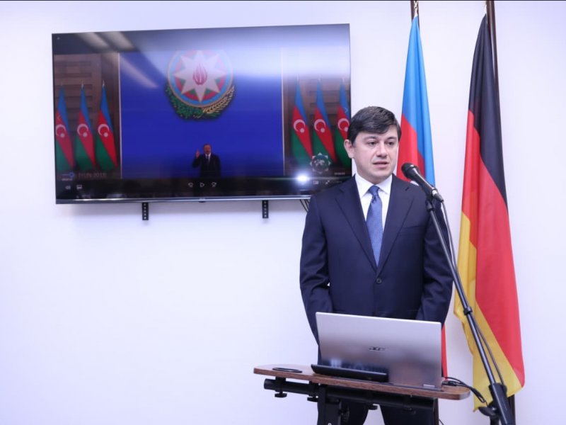 Xaricdə daha bir Azərbaycan Evi və həftəsonu məktəbi açılıb