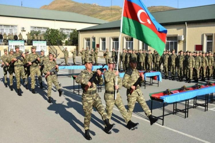 Prezident müddətli həqiqi hərbi xidmətə çağırışla bağlı sərəncam imzalayıb