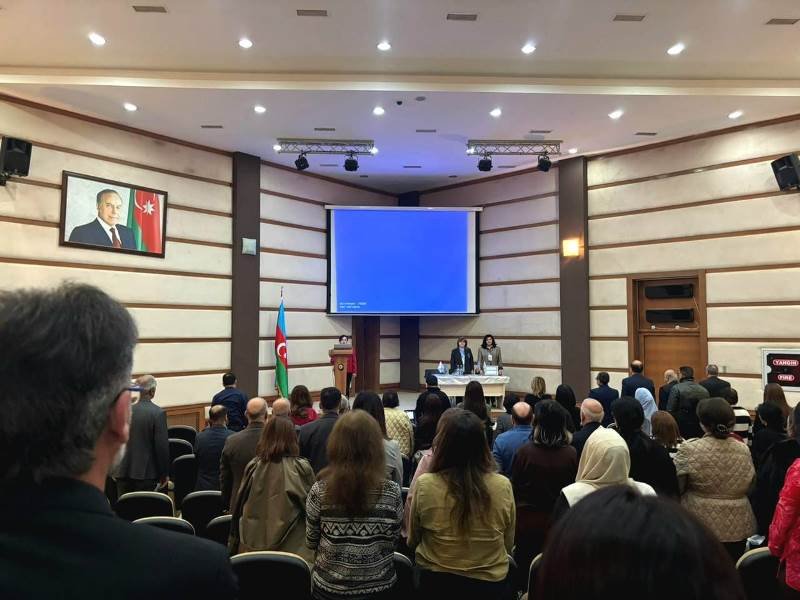 Lənkəranda pediatriyanın yeni yanaşmaları və tibbi innovasiyalara dair müasir çağırışlar müzakirə olundu