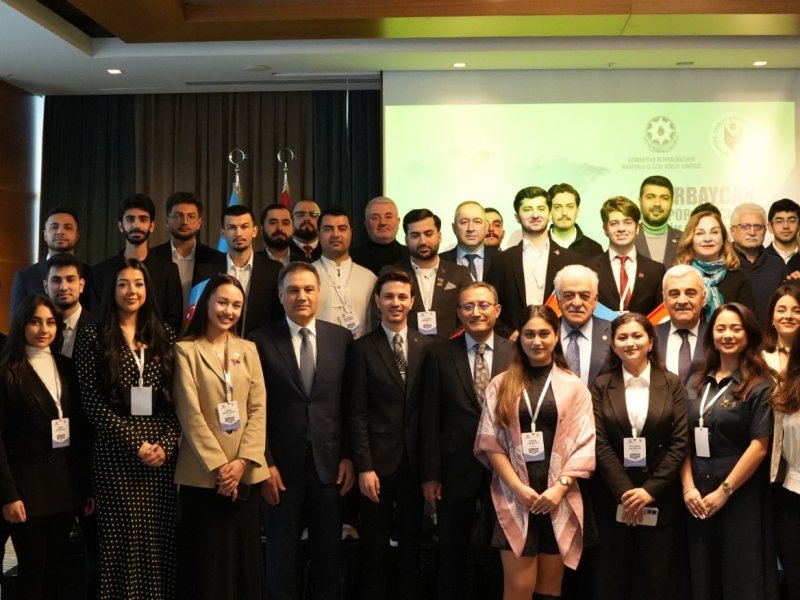 İstanbulda “Azərbaycan Diaspor Gəncləri: Birlik və İnkişaf Forumu” keçirilir