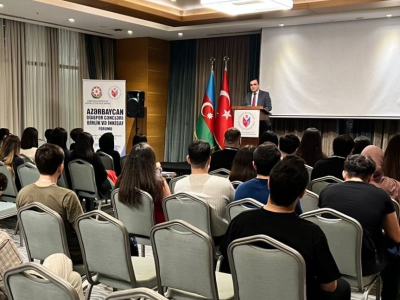 "Azərbaycan Diaspor Gəncləri: Birlik və İnkişaf Forumu"nda təlimlər və panellər keçirilib