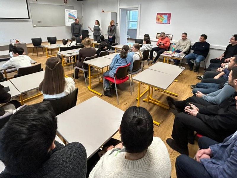 Diasporla İş üzrə Dövlət Komitəsinin əməkdaşları Estoniyada səfərdə olub