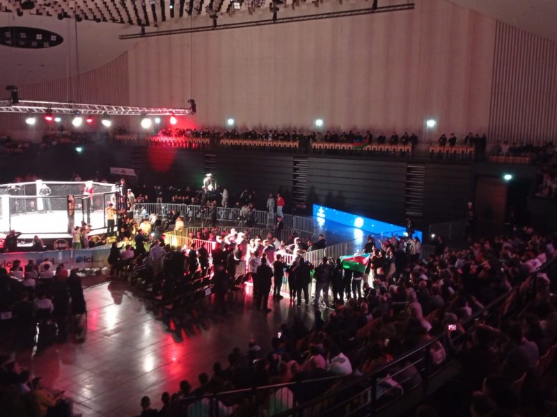 Beynəlxalq MMA turnirində azərbaycanlı idmançıya diaspor dəstəyi