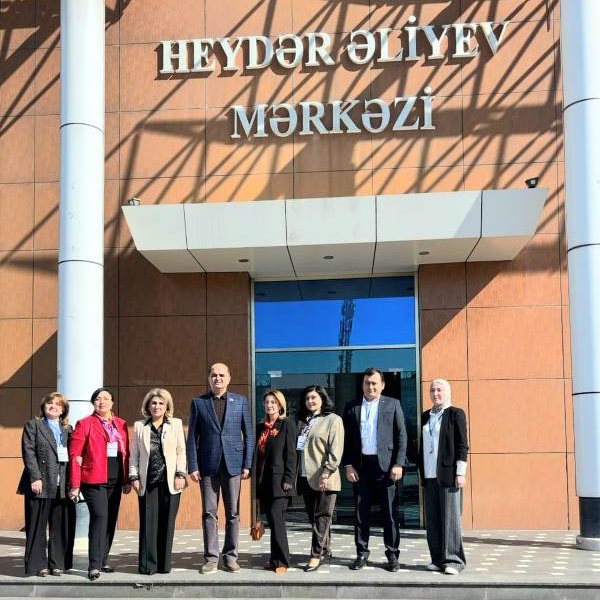 Lənkəranda pediatriyanın yeni yanaşmaları və tibbi innovasiyalara dair müasir çağırışlar müzakirə olundu