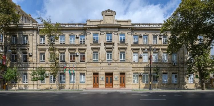 Rəqəmsal inkişaf və nəqliyyat nazirinin müavinlərinin sayı artırılıb