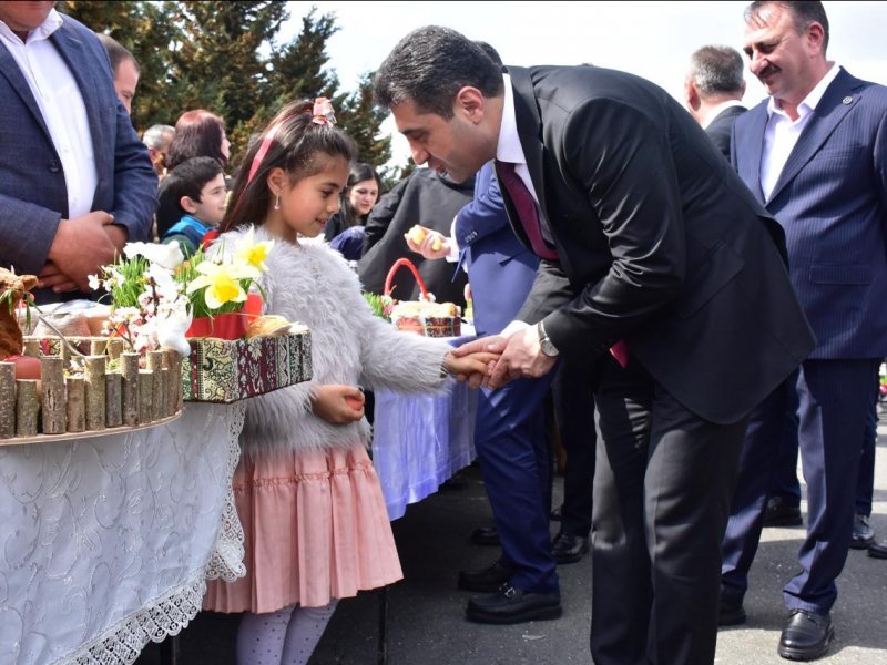 QAXDA BAYRAQ MEYDANINDA NOVRUZ BAYRAMI QEYD OLUNUB.