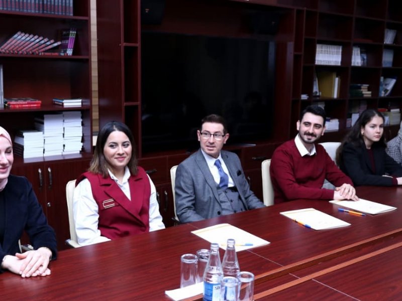 Dövlət Komitəsində türk şəhid övladları ilə görüş keçirilib