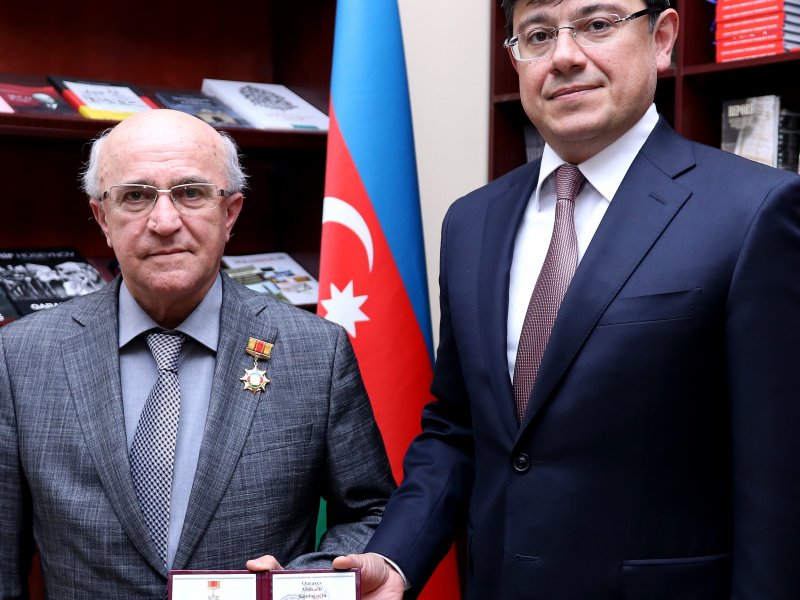 Səudiyyə Ərəbistanında çalışan azərbaycanlı professor “Diaspor fəaliyyətində xidmətə görə” medalı ilə təltif olunub