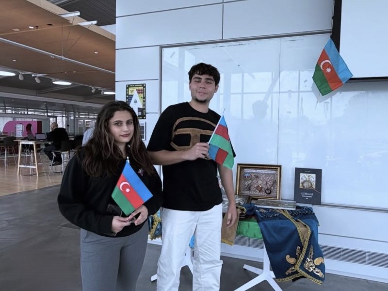 İllinoys Universitetində Azərbaycan mədəniyyəti tanıdılıb