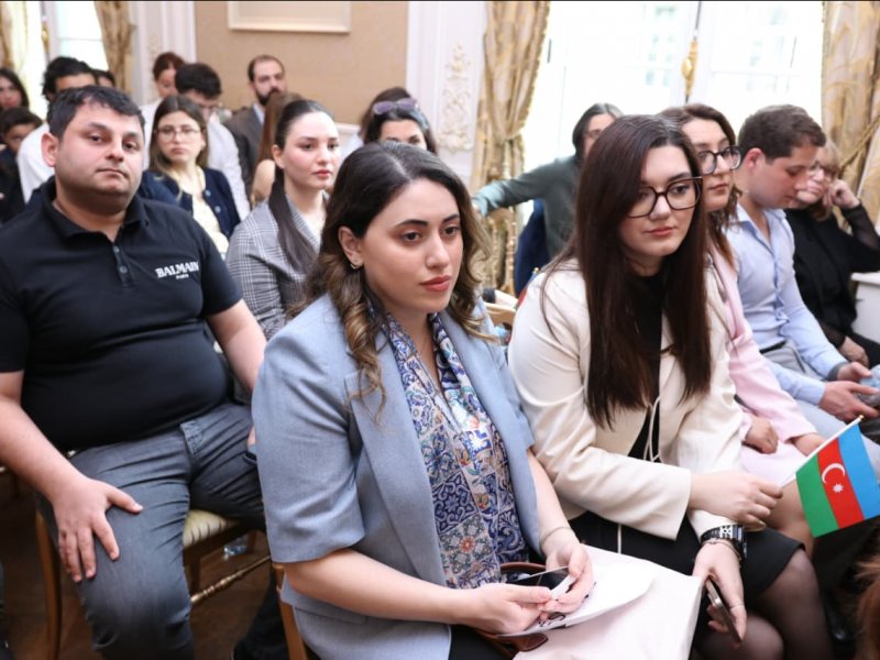 Fransadakı Azərbaycan icması qlobal informasiya məkanının güclü aktorudur