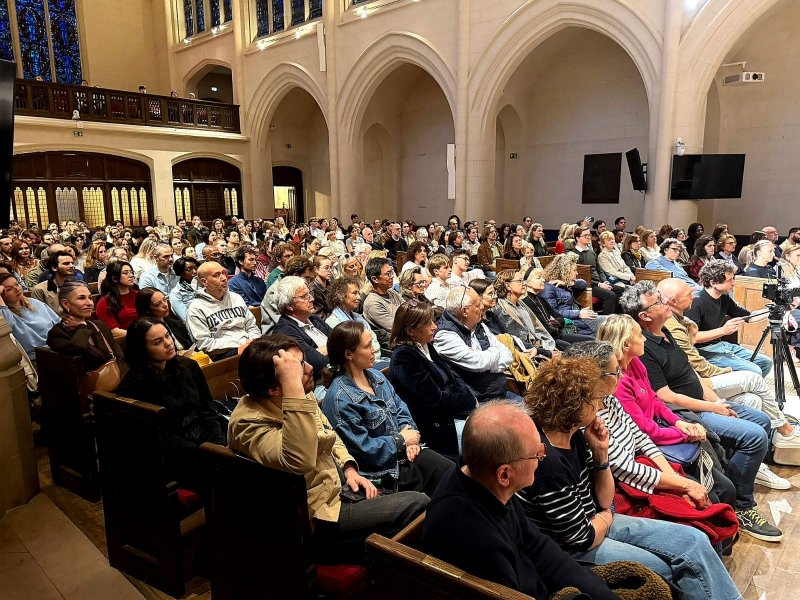 Parisdə azərbaycanlı pianoçunun konserti maraqla izlənib