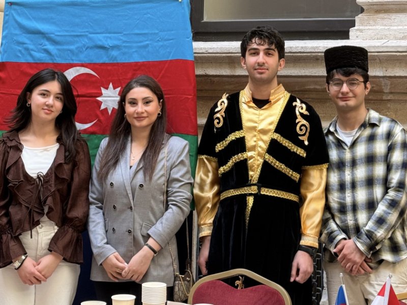 Budapeşt Korvinus Universitetində Azərbaycan guşəsi