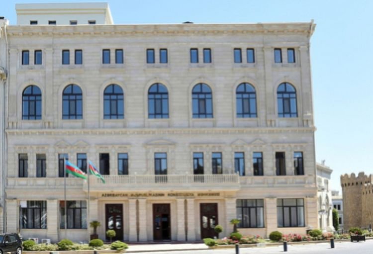 Konstitusiya Məhkəməsi Plenumunun iclasında Bakı Apellyasiya Məhkəməsinin müraciəti əsasında konstitusiya işinə baxılıb