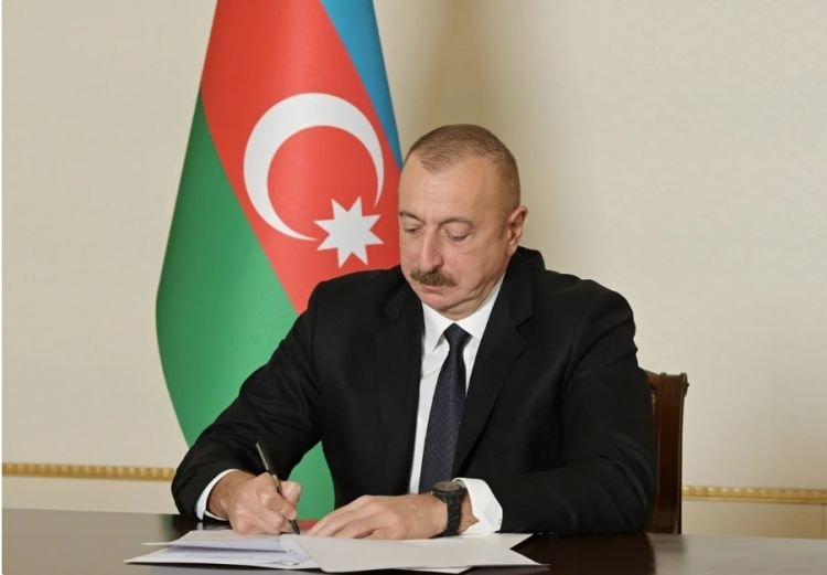 Bir qrup xalçaçı 