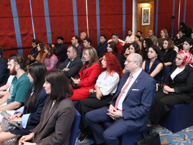 Diaspor tarixində ilk dəfə Vyetnamda yaşayan azərbaycanlılarla görüş keçirilib